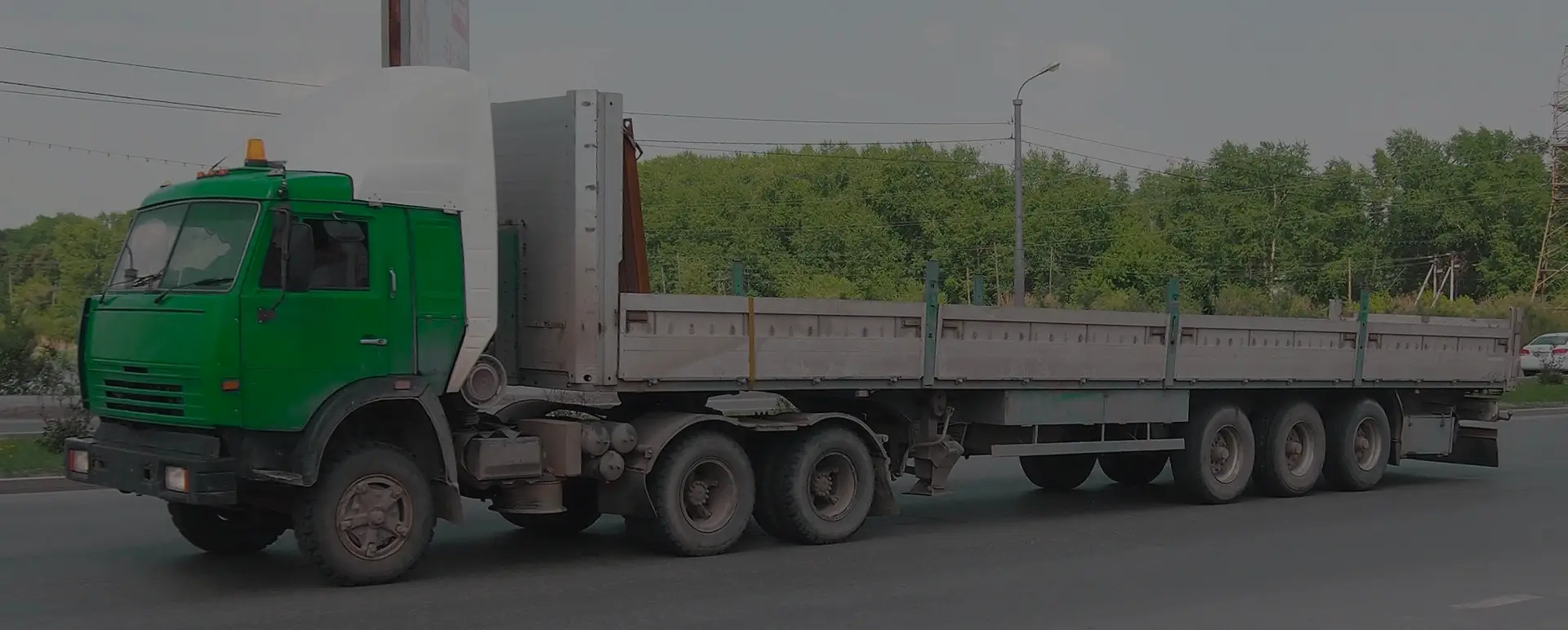 Онлайн калькулятор для расчета международной доставки грузов в рабочем поселке Красные Баррикады (Южный округ - Астраханская область) с услугой аренды автотранспорта
